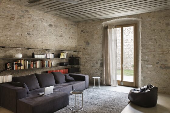 alemamys-5-girona-lower-lounge