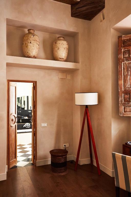 corral-del-rey-seville-interior-design