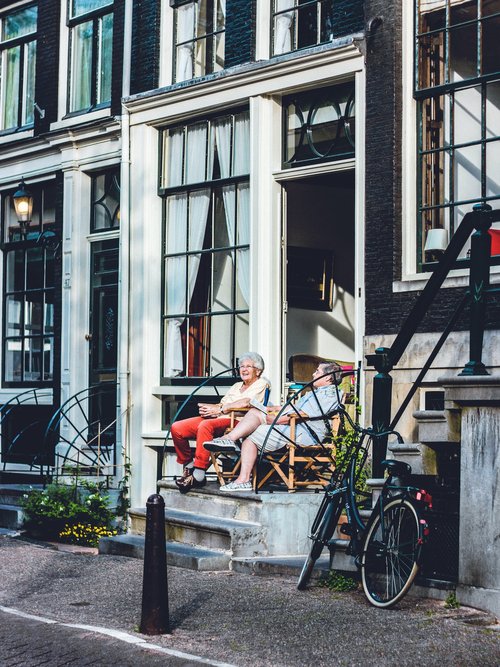 laura-thonne-L_HgedZaXoY-unsplash