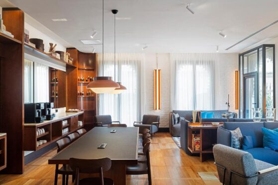 hotel-praktik-essems-communal-lounge