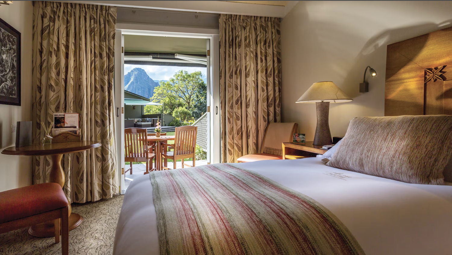 belmond-sanctuary-lodge-deluxe-room