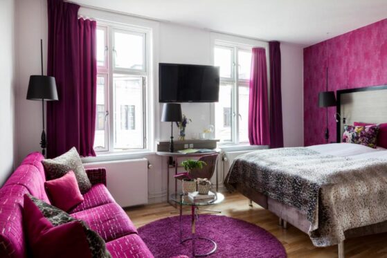 hotel-andersen-copenhagen-bdroom-street-view