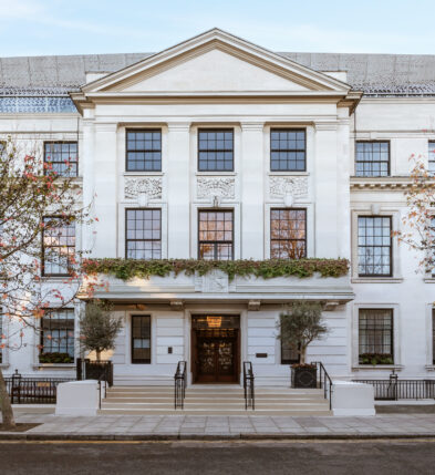 Town Hall Hotel & Apartments