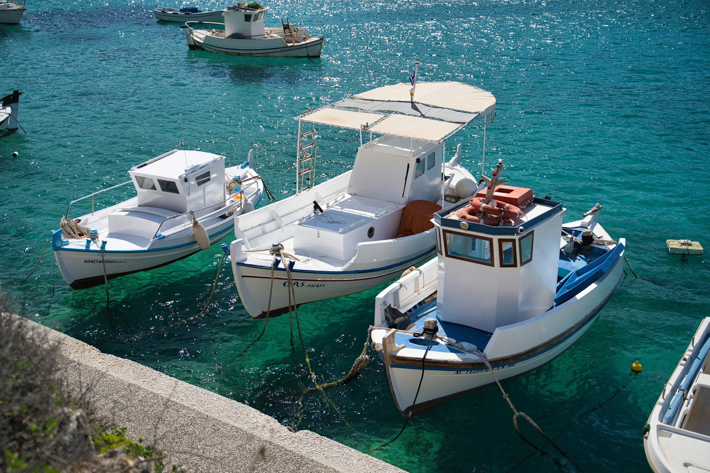 paros-boats-greece-raimond-klavins-unsplash