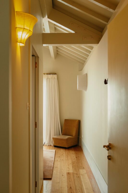 casa-cedo-hallway-exposed-beams